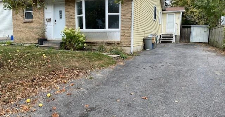 38 Calderwood Drive, Kingston, ON, K7M 6K8 - 2