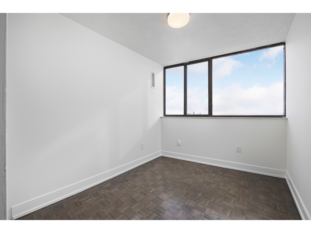0510-2375 The Collegeway, Mississauga, ON, L5L 2E8 - 35