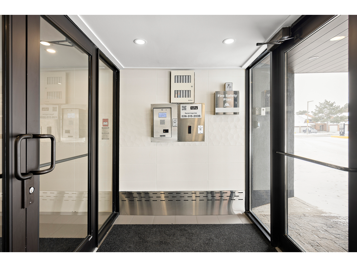 0510-2375 The Collegeway, Mississauga, ON, L5L 2E8 - 43