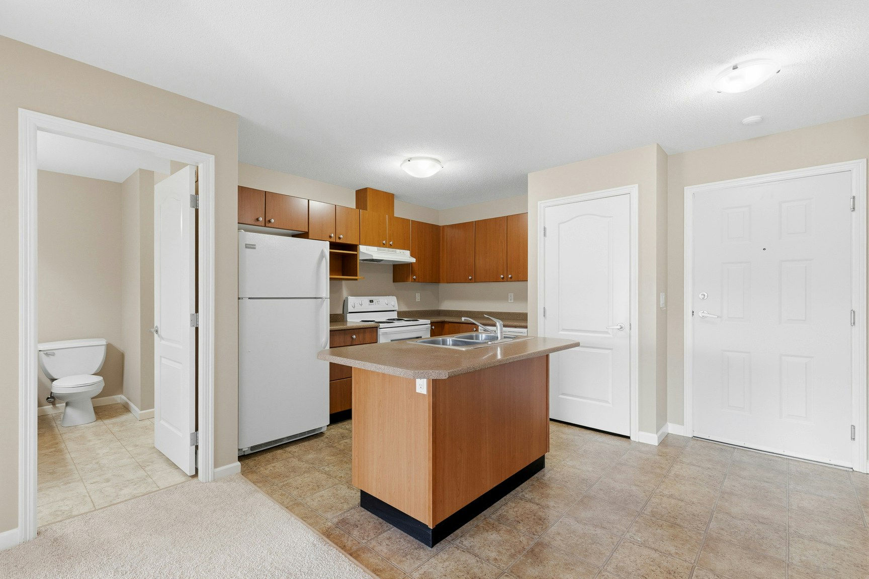 7556 Topaz Drive, Chilliwack, BC, V2R 5Y9 - 3