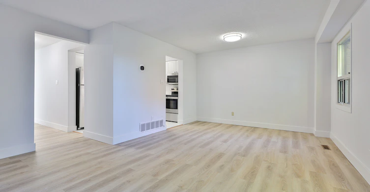 225 Scarborough Golf Club Road, Toronto, ON, M1J 3G6 - 3