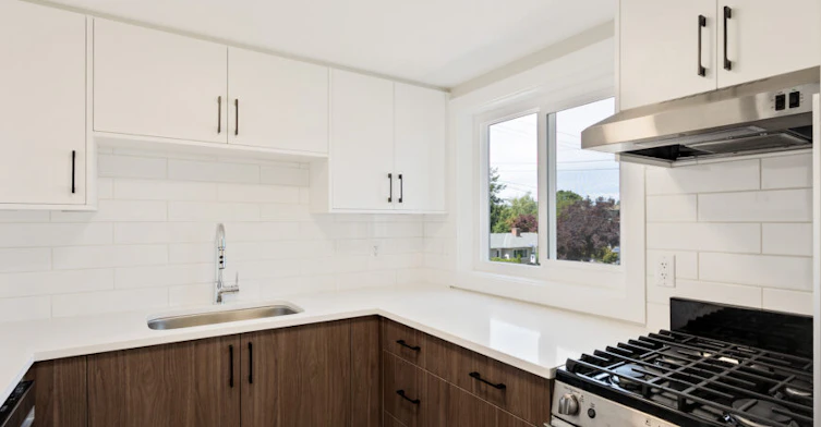 203-435 Lampson Street, Esquimalt, BC, V9A 5Y9 - 6