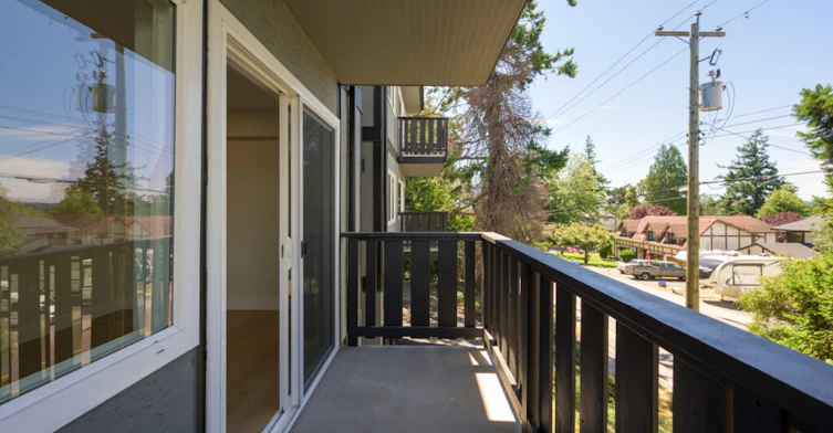 303-435 Lampson Street, Esquimalt, BC, V9A 5Y9 - 11