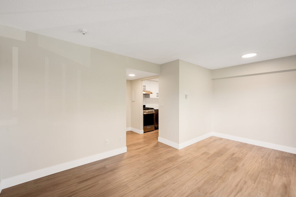 303-435 Lampson Street, Esquimalt, BC, V9A 5Y9 - 3