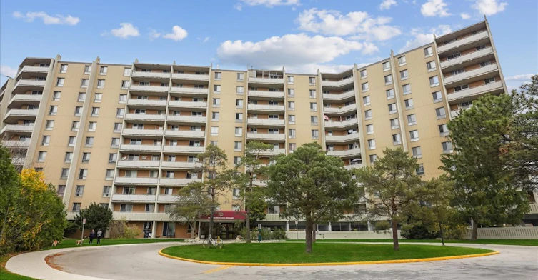 400 Sandringham Crescent, London, ON, N6C 5A8