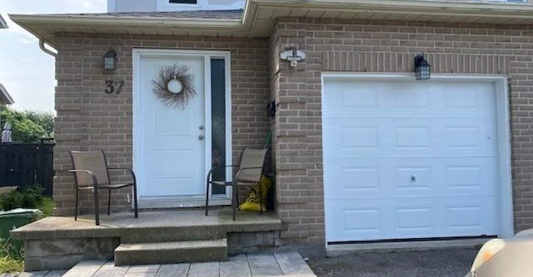 37 Rose Abbey Drive, Kingston, ON, K7K 6W1
