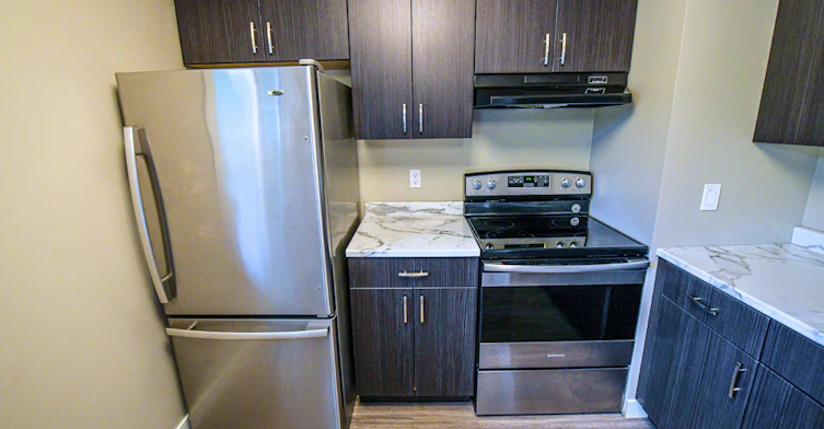D-14-9310 108 Avenue, Grande Prairie, AB, T8V 1M7 - 2