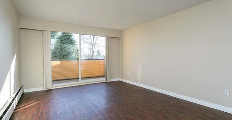1021 4 Avenue, New Westminster, BC, V3M 1T3 - 4