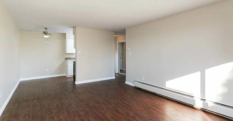 1021 4 Avenue, New Westminster, BC, V3M 1T3 - 7