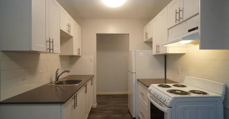 625 Constance Avenue, Esquimalt, BC, V9A 6N8 - 8