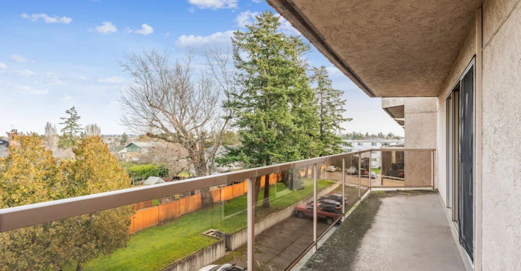 200 West Gorge Road, Saanich, BC, V9A 1M5 - 8