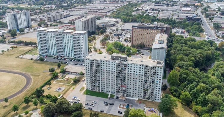 30 Tuxedo Court, Toronto, ON, M1G 3S8