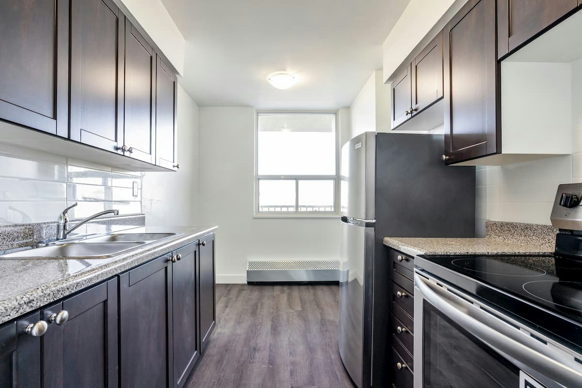 30 Tuxedo Court, Toronto, ON, M1G 3S8 - 6