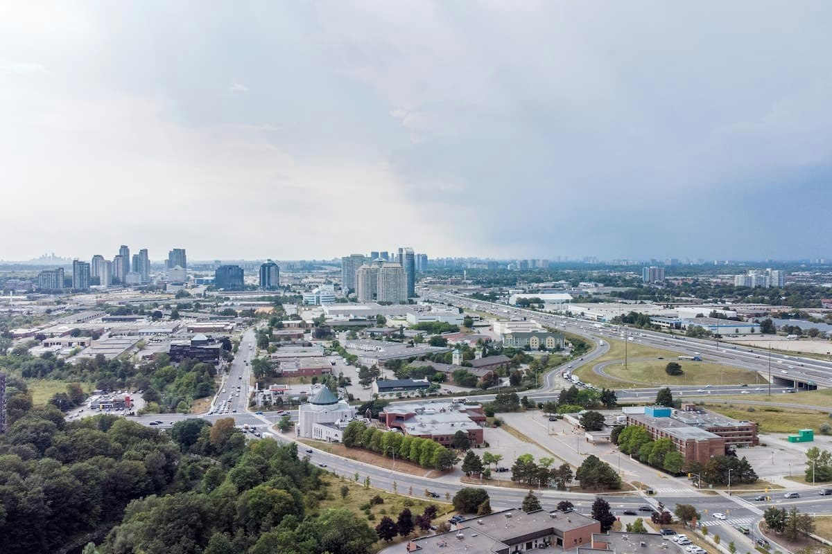 30 Tuxedo Court, Toronto, ON, M1G 3S8 - 5