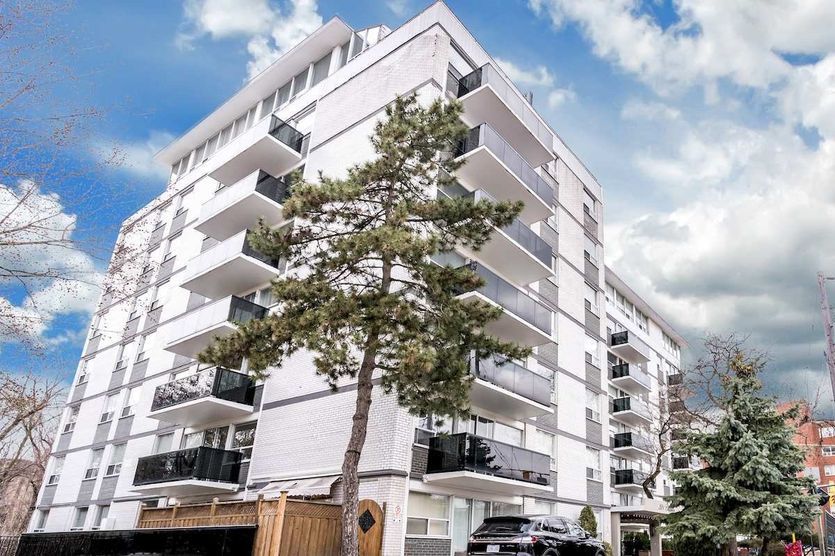 321 Chaplin Crescent, Toronto, ON, M5P 1B2 - 3