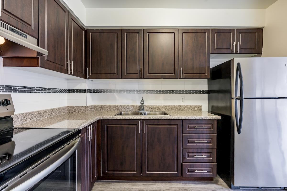 321 Chaplin Crescent, Toronto, ON, M5P 1B2 - 7