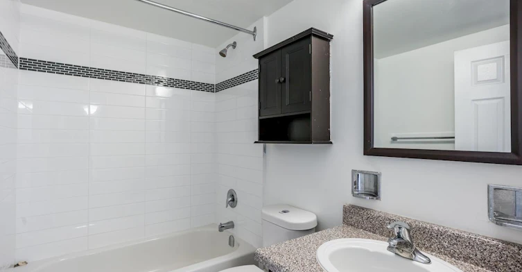 321 Chaplin Crescent, Toronto, ON, M5P 1B2 - 9