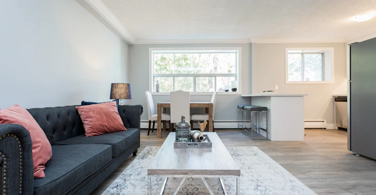 01-89 York Road, Hamilton, ON, L9H 1L9 - 2