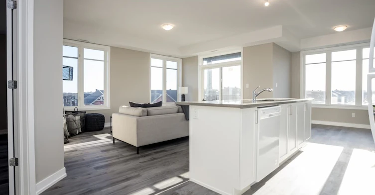 96 Tapadero Avenue, Ottawa, ON, K2V 0H7 - 2