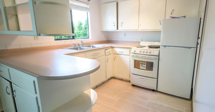 1855 Fort Street, Victoria, BC, V8R 1J9 - 4
