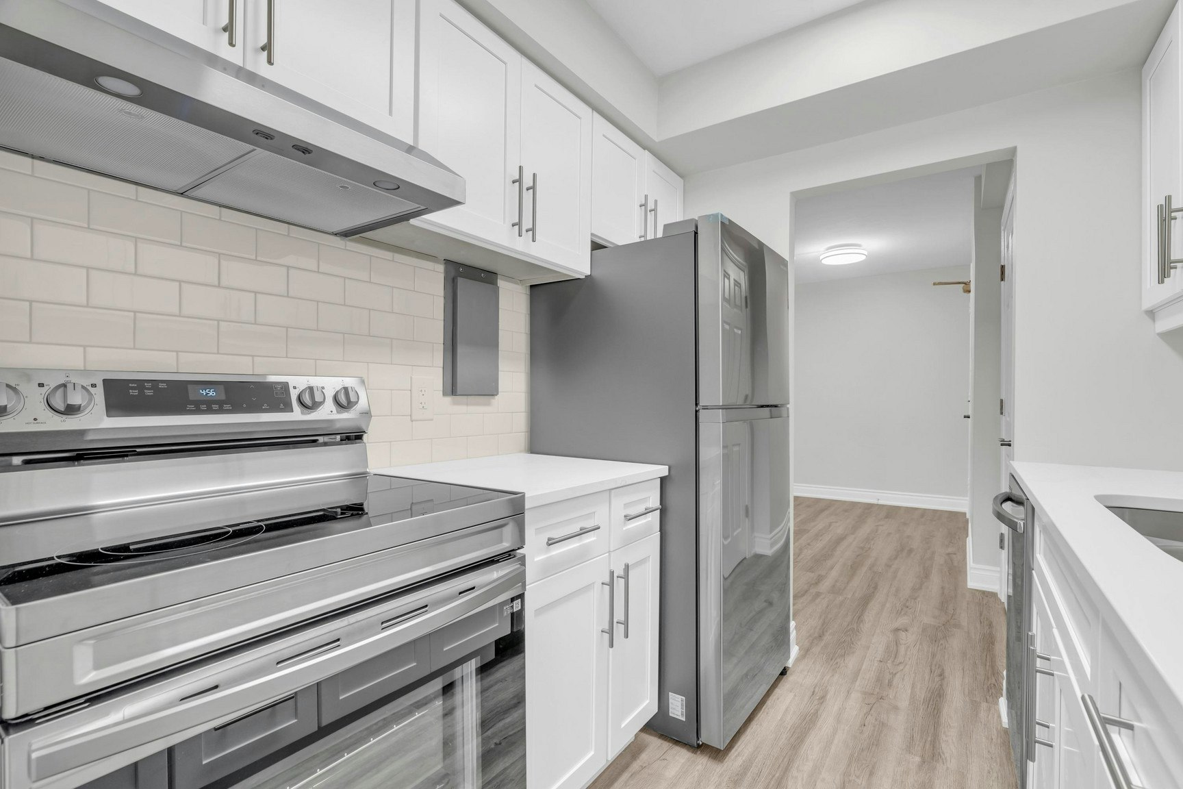608-3189 King Street East, Kitchener, ON, N2A 1B2 - 32