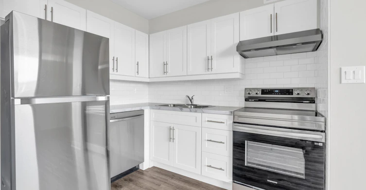 221 Queen Street South, Kitchener, ON, N2G 1W5 - 9