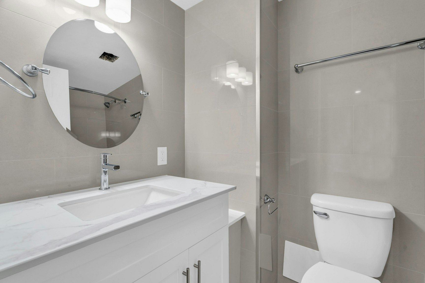 221 Queen Street South, Kitchener, ON, N2G 1W5 - 32