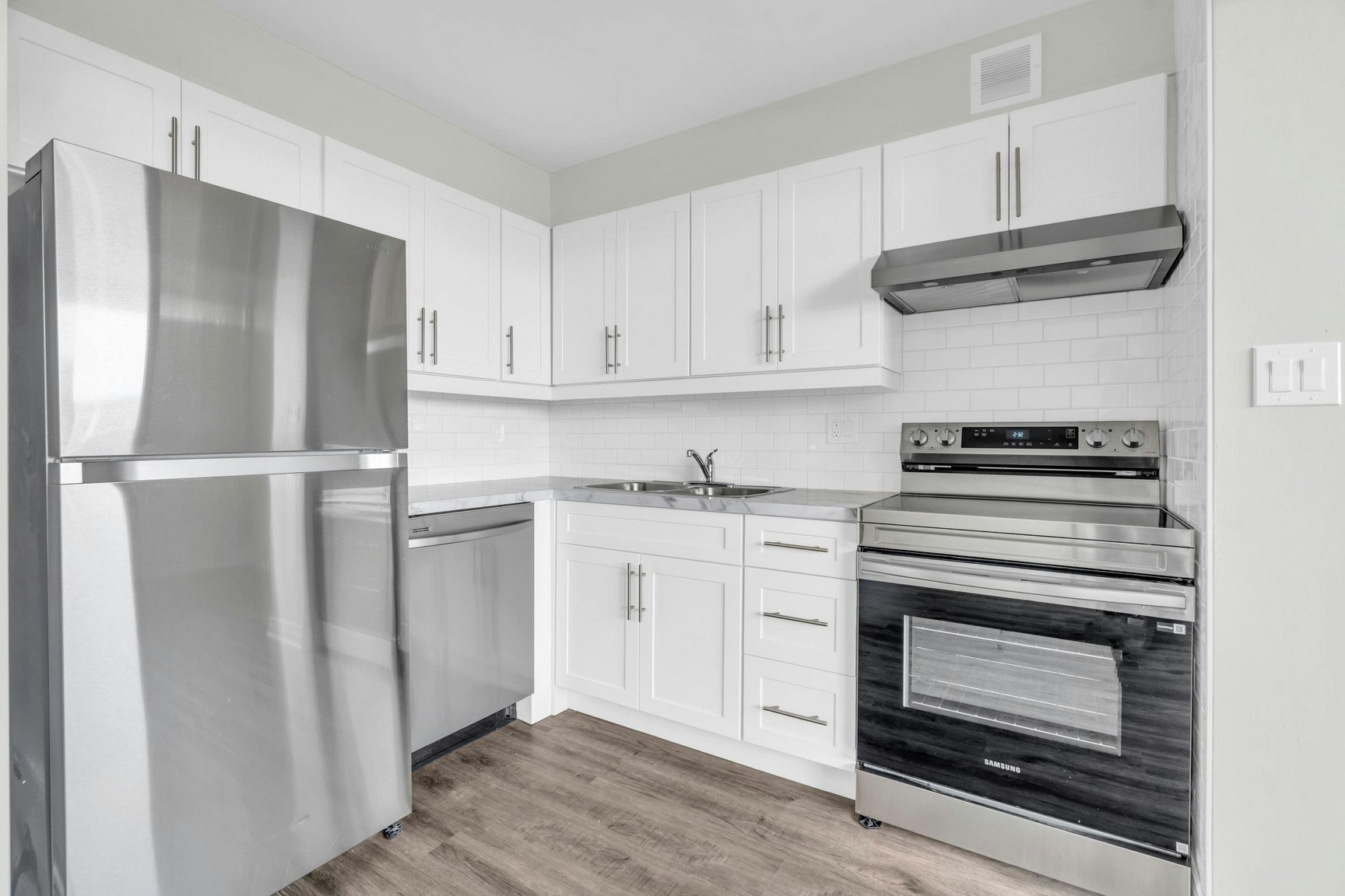 221 Queen Street South, Kitchener, ON, N2G 1W5 - 29