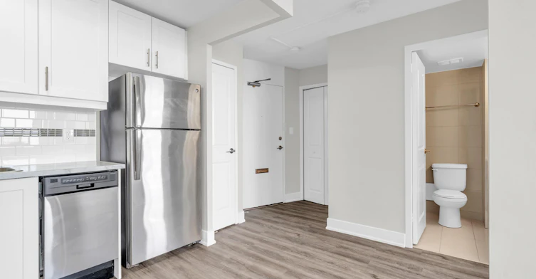 221 Queen Street South, Kitchener, ON, N2G 1W5 - 21