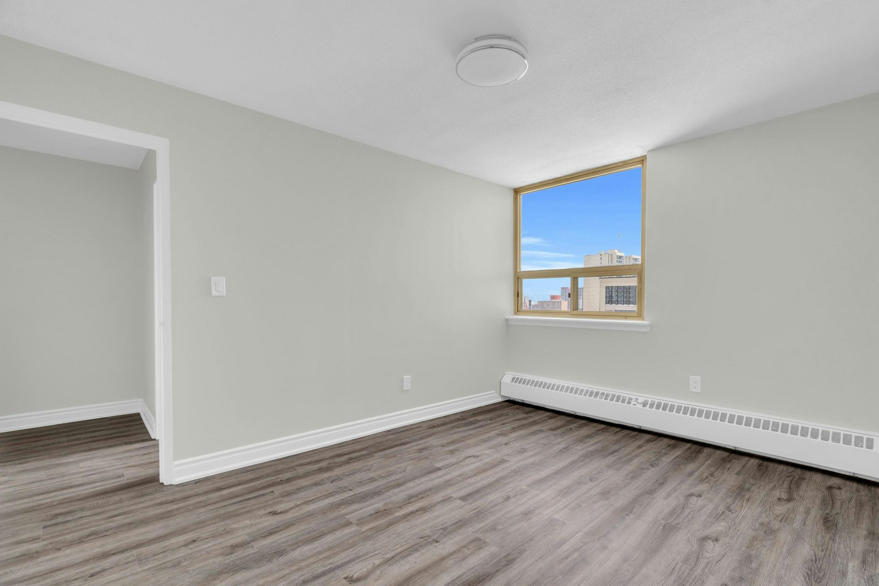 221 Queen Street South, Kitchener, ON, N2G 1W5 - 35