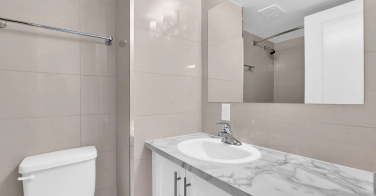 221 Queen Street South, Kitchener, ON, N2G 1W5 - 26