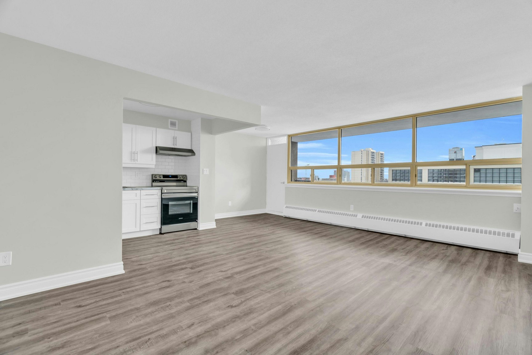 221 Queen Street South, Kitchener, ON, N2G 1W5 - 28