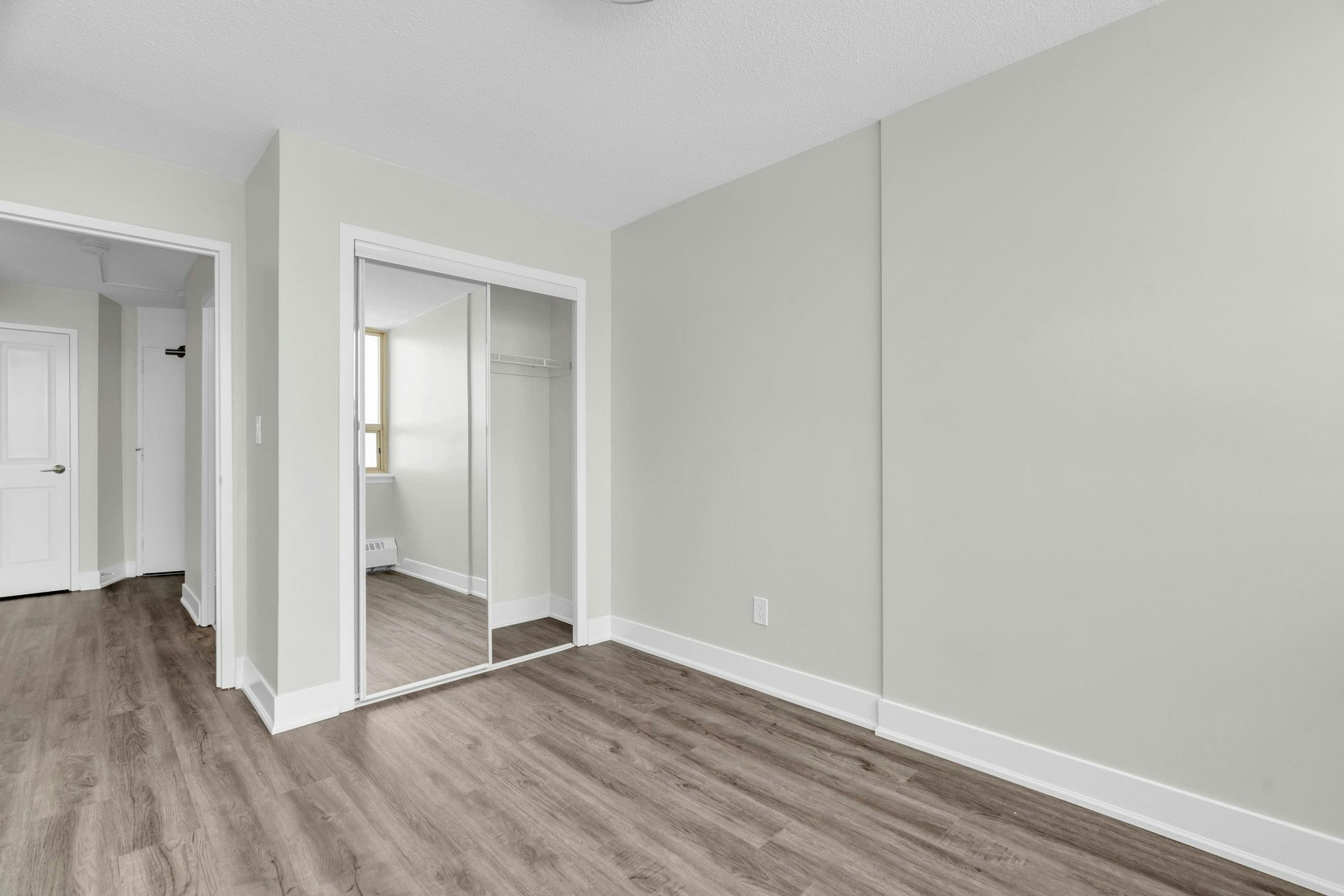 221 Queen Street South, Kitchener, ON, N2G 1W5 - 9