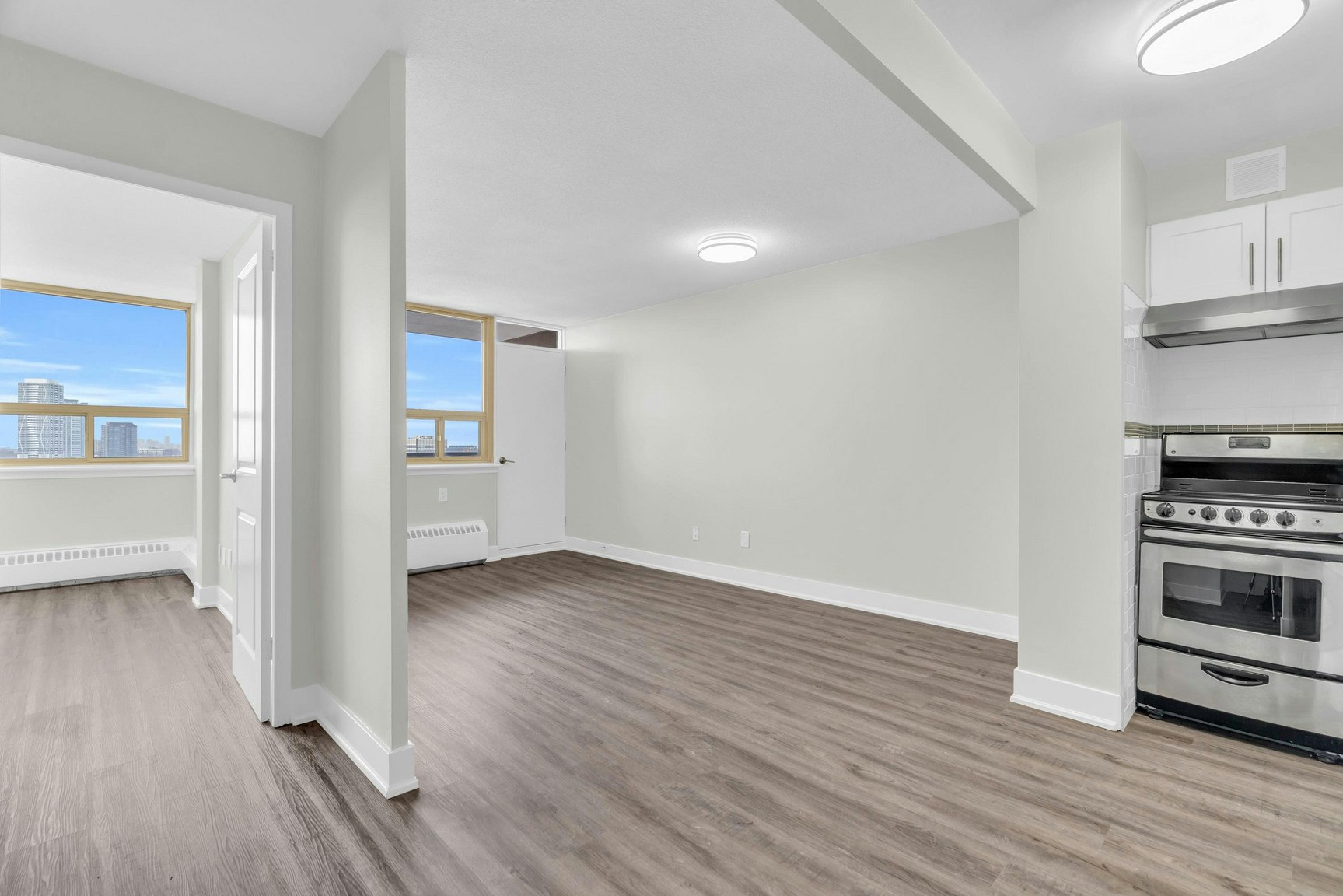 221 Queen Street South, Kitchener, ON, N2G 1W5 - 8