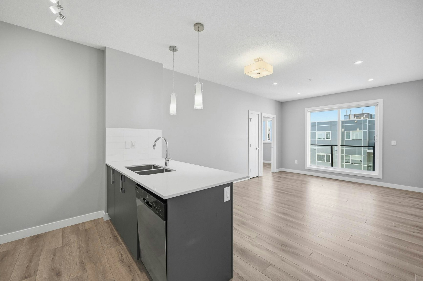 308-11303 105 Avenue, Edmonton, AB, T5H 3Y3 - 8