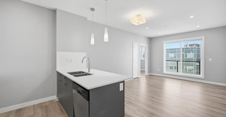 308-11303 105 Avenue, Edmonton, AB, T5H 3Y3 - 8