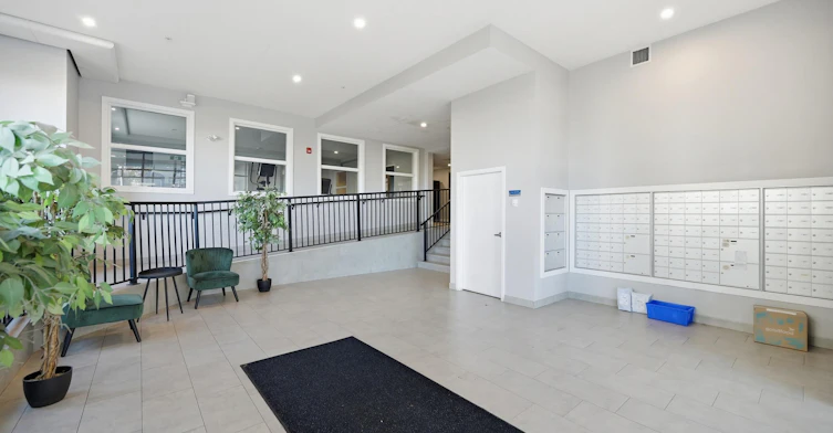 107-11303 105 Avenue, Edmonton, AB, T5H 3Y3 - 4