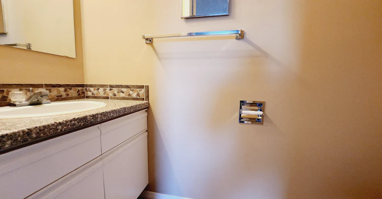 636 Saddleback Road Northwest, Edmonton, AB, T6J 4Z3 - 9
