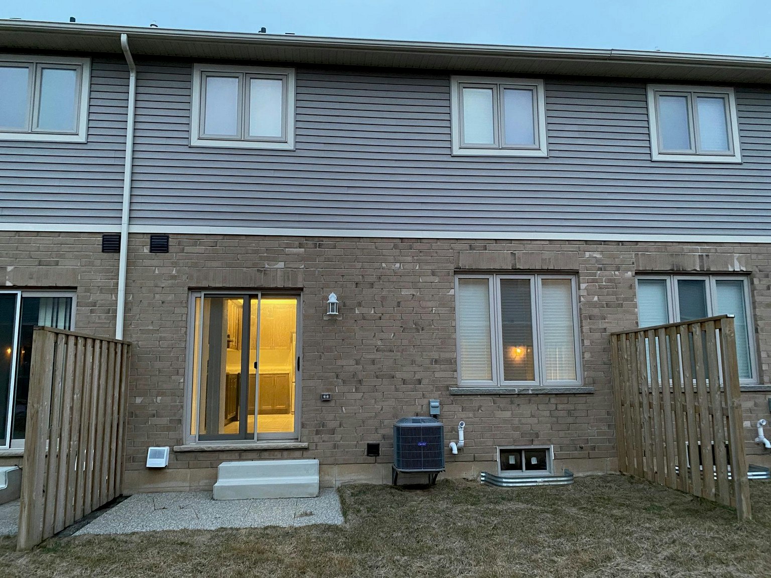 14 Beau Chatel Lane, Grimsby, ON, L3M 4E8 - 7