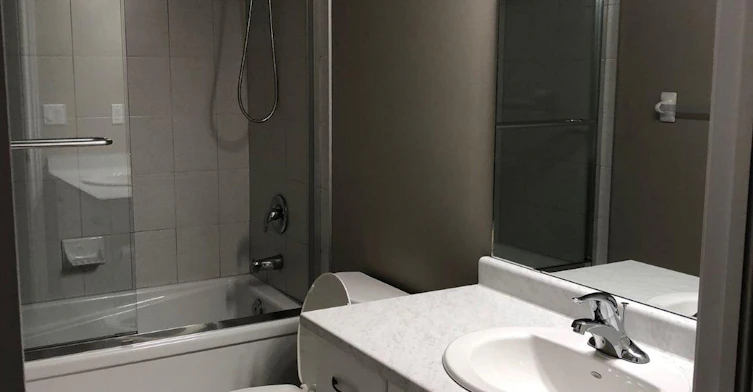 14 Beau Chatel Lane, Grimsby, ON, L3M 4E8 - 4