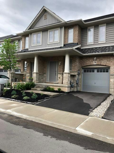 14 Beau Chatel Lane, Grimsby, ON, L3M 4E8 - 3