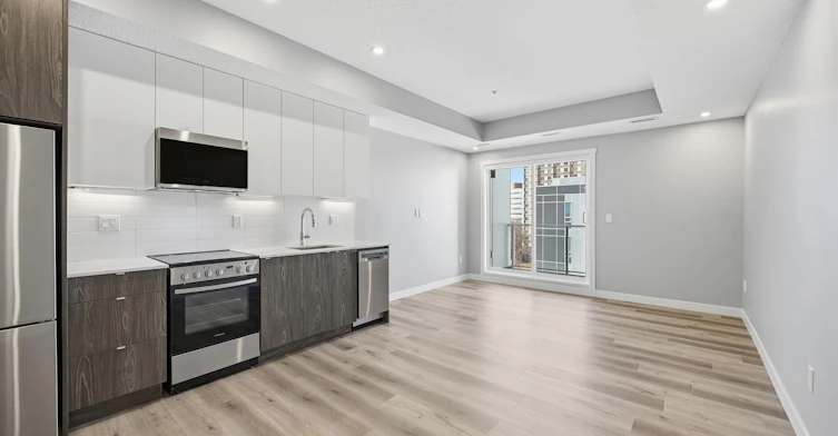 420-11041 86 Avenue, Edmonton, AB, T6G 2B8 - 14