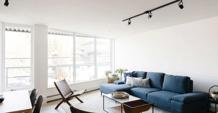 2240 33 Avenue Southwest, Calgary, AB, T2T 1Z8 - 9