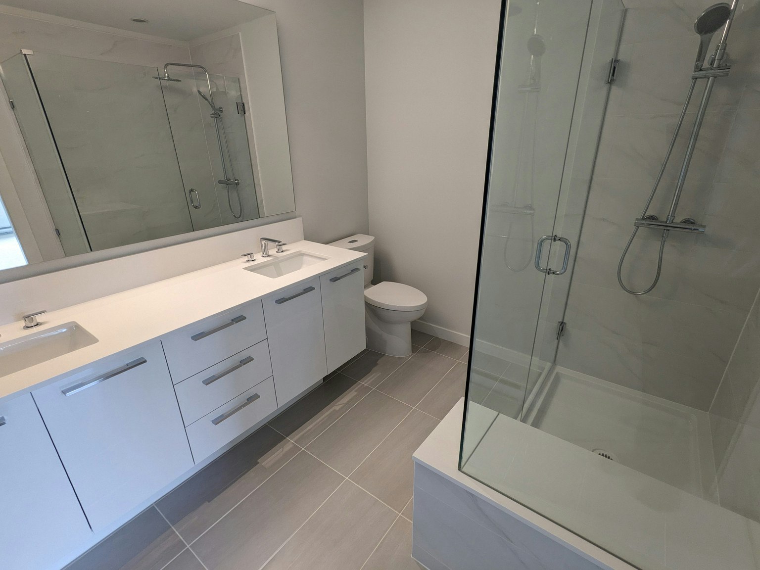 516-6438 Byrnepark Drive, Burnaby, BC, V3N 0J1 - 11