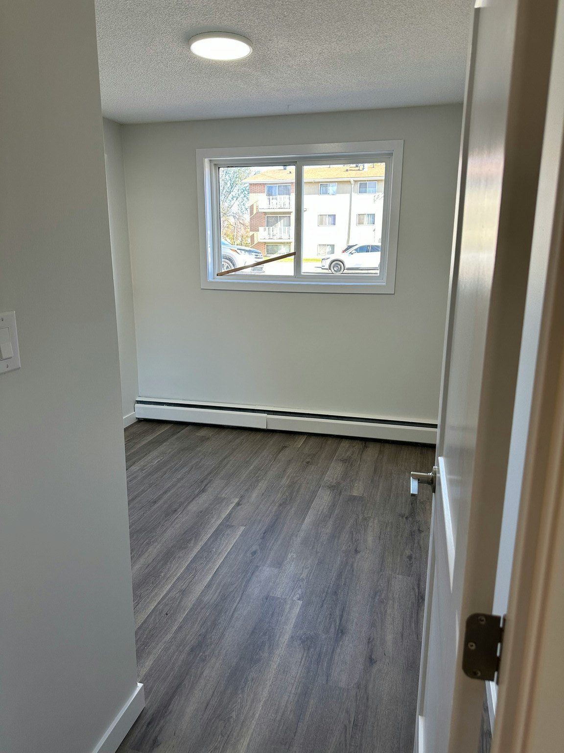 102-10115 119 Avenue, Edmonton, AB, T6E 5Z7 - 11