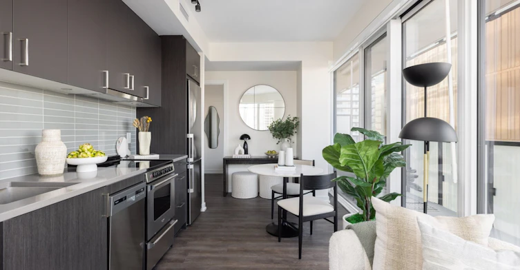 1204-7 Grosvenor Street, Toronto, ON, M4Y 0E2 - 3