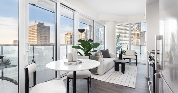 7 Grosvenor Street, Toronto, ON, M4Y 0E2 - 2