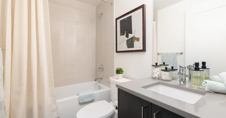 7 Grosvenor Street, Toronto, ON, M4Y 0E2 - 35