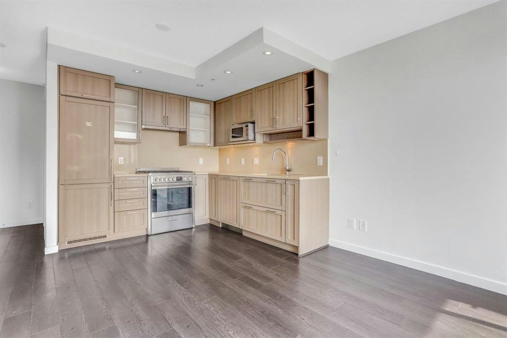 5665 Boundary Road, Vancouver, BC, V5R 0E4 - 6