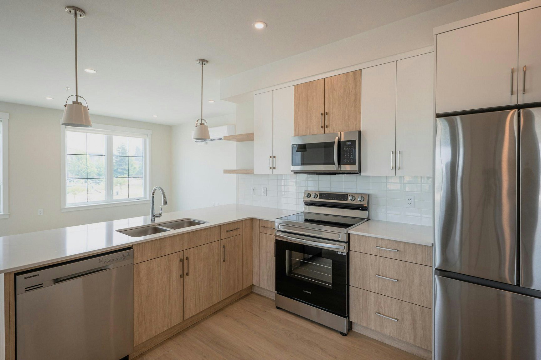 44550 Freshwater Drive, Chilliwack, BC, V2R 6K5 - 2